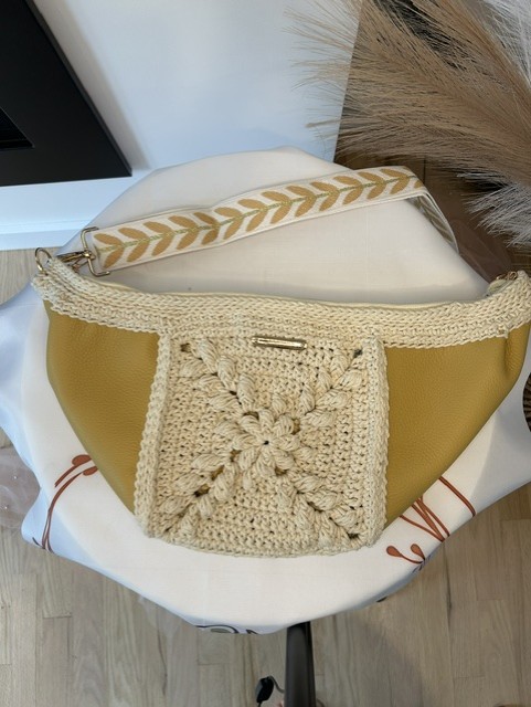 Sac banane Mimosa - $140.00 – Image 4